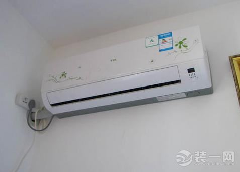 制暖空调室外机漏水_新装的空调外机不漏水_新装的空调漏水