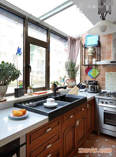 厨房装修设计布局高低 20140109160826_0638.jpg